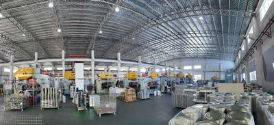 Guangzhou BetterCan Industry and Trade Co., Ltd. linea di produzione in fabbrica